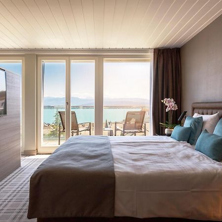 Ambassador Boutique Hotel 니옹 외부 사진